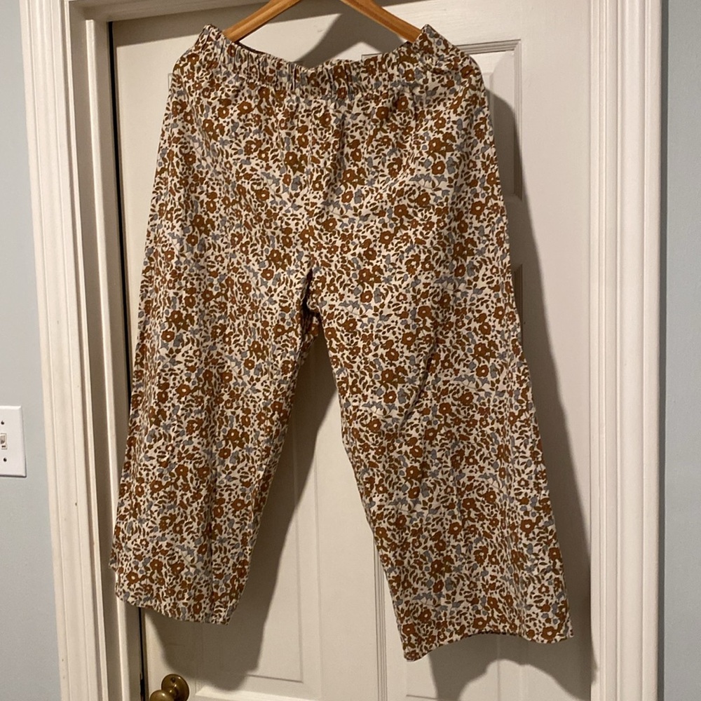 Rylee + Cru Earth tone Floral Button Up Top - 100% organic cotton - Picture 5 of 5